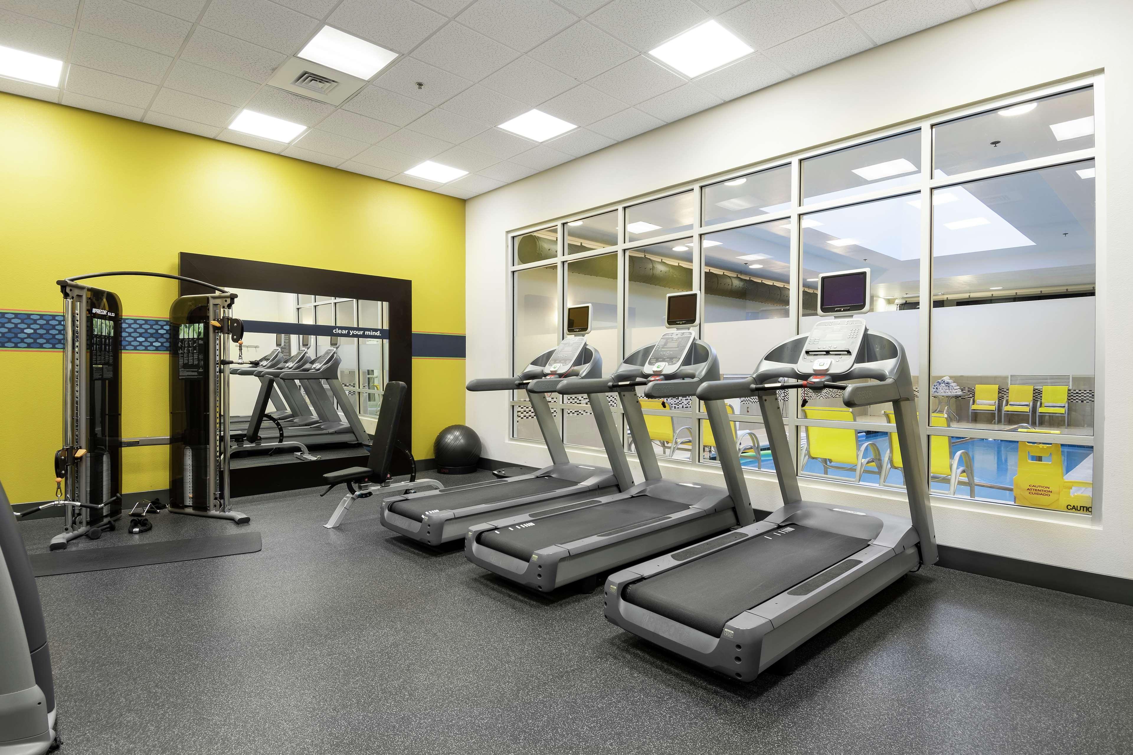 Hampton Inn & Suites - Raleigh Downtown Екстер'єр фото