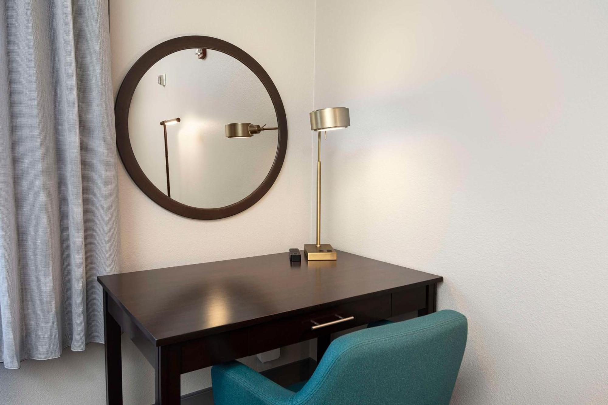 Hampton Inn & Suites - Raleigh Downtown Екстер'єр фото